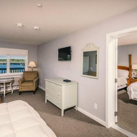 Crescent Lake Inn And Suites Wolfeboro Luaran gambar